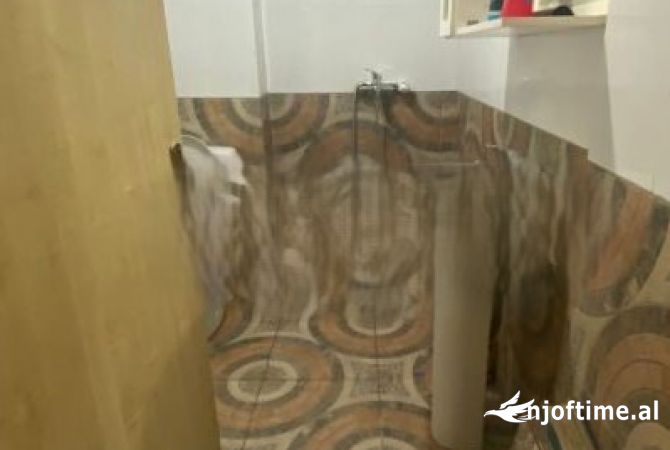 Shtepi ne shitje 2+1 ne Tirane - 100,000 Euro
