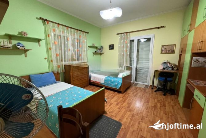Shtepi me qera 3+1 ne Tirane - 400 Euro