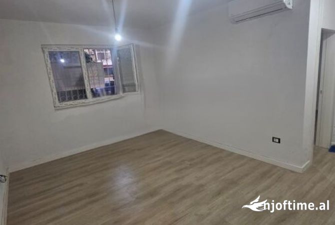 Shtepi ne shitje 2+1 ne Tirane - 103,000 Euro