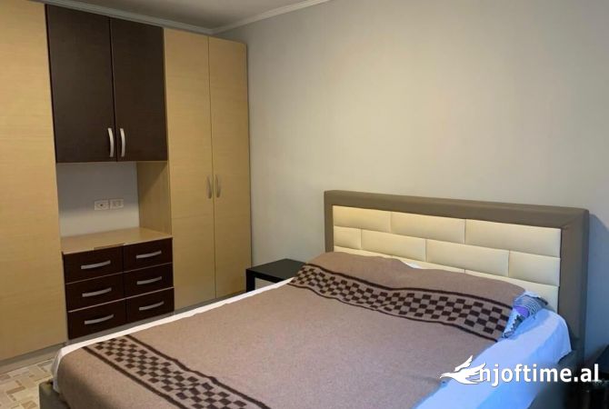 Shtepi me qera 1+1 ne Tirane - 400 Euro