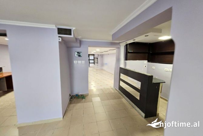 Ambient biznesi me qera 1+1 ne Tirane - 500 Euro