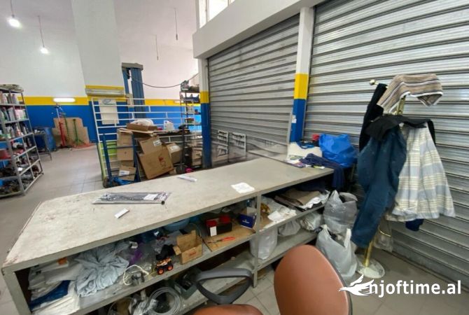 Ambient biznesi me qera 6+1 ne Tirane - 1,000 Euro