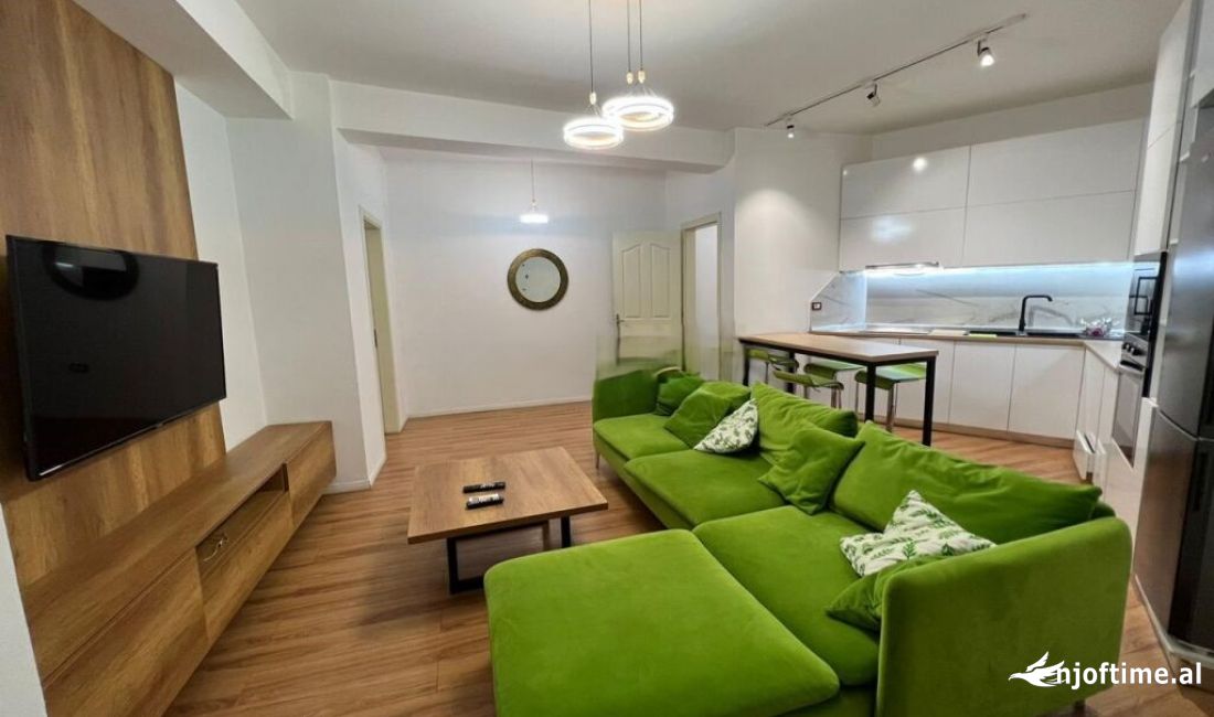 Shtepi me qera Apartament ne Tirane, 2+1, Mobilimi E mobiluar, Pagesa 600  Euro.