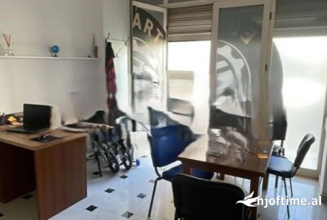 Ambient biznesi me qera 1+1 ne Tirane - 150 Euro
