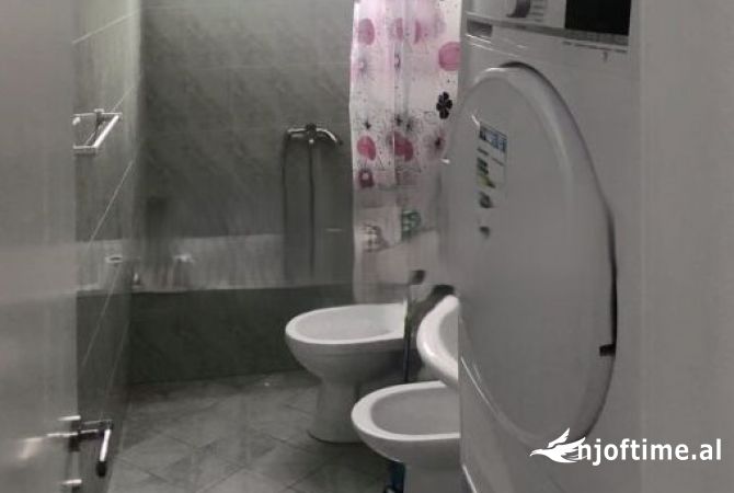 Shtepi ne shitje 1+1 ne Tirane - 90,000 Euro