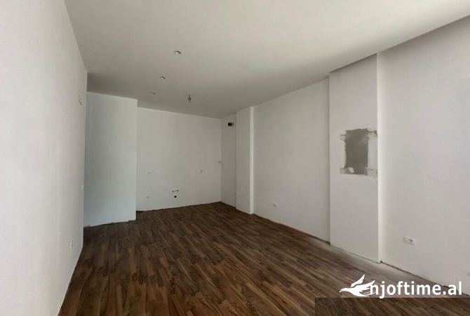 Shtepi ne shitje 2+1 ne Tirane - 128,000 Euro
