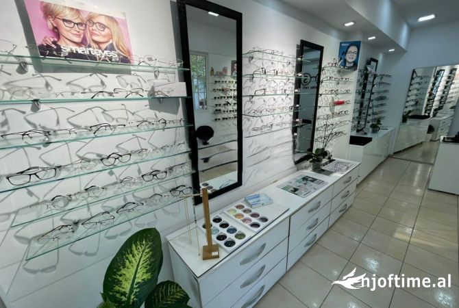 Ambient biznesi ne shitje 1+1 ne Tirane - 16,500 Euro