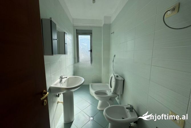 Shtepi ne shitje 1+1 ne Tirane - 85,000 Euro