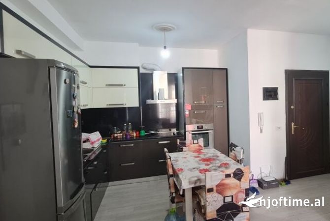 Shtepi ne shitje 2+1 ne Tirane - 110,000 Euro