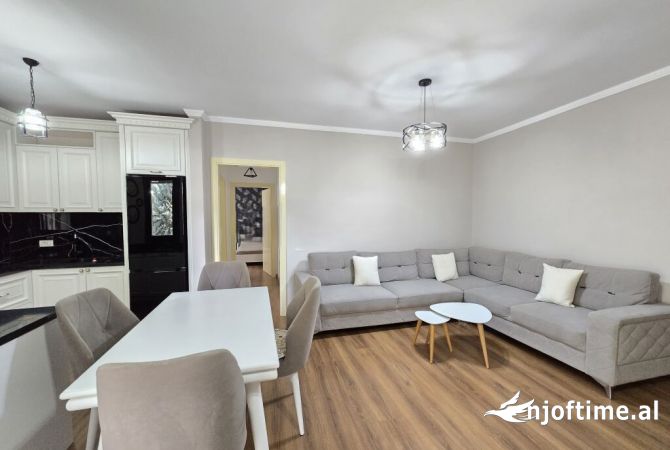 Shtepi ne shitje 2+1 ne Tirane - 190,000 Euro