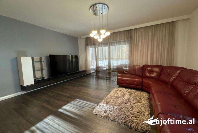 Shtepi ne shitje 2+1 ne Tirane - 450,000 Euro