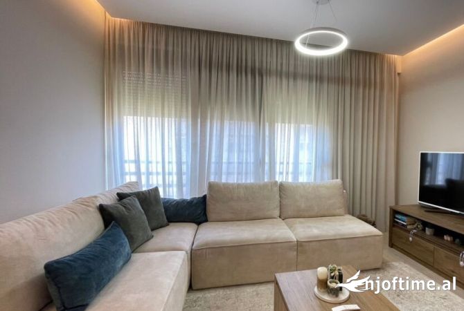 Shtepi ne shitje 2+1 ne Tirane - 230,000 Euro