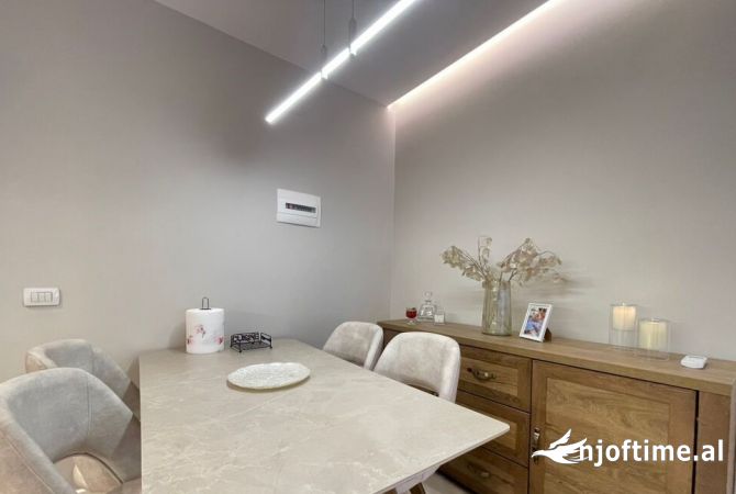 Shtepi ne shitje 2+1 ne Tirane - 230,000 Euro