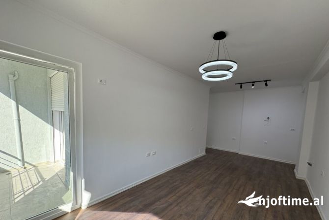 Shtepi ne shitje 1+1 ne Tirane - 119,000 Euro