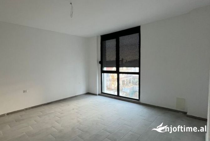 Shtepi me qera 1+1 ne Tirane - 350 Euro