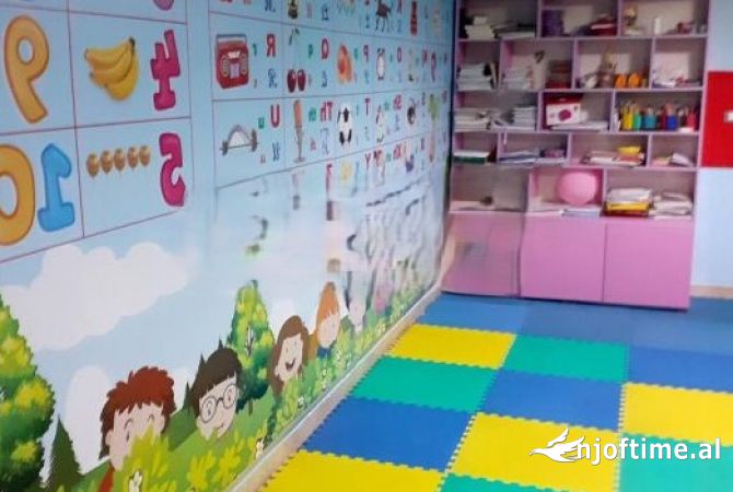 Jepet me qira BIZNES ,KOPESHT NE YZBERISHT!1,500 € /Muaj