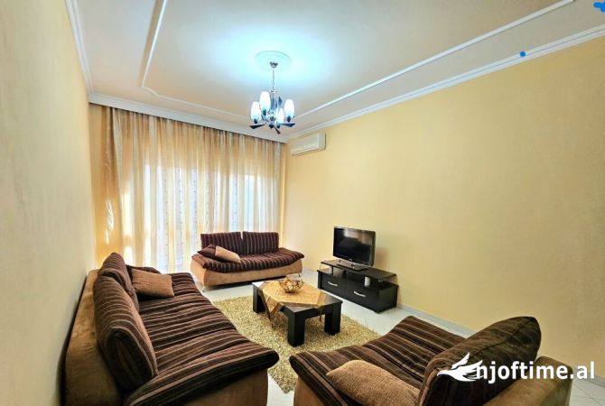 Shtepi me qera 1+1 ne Tirane - 450 Euro