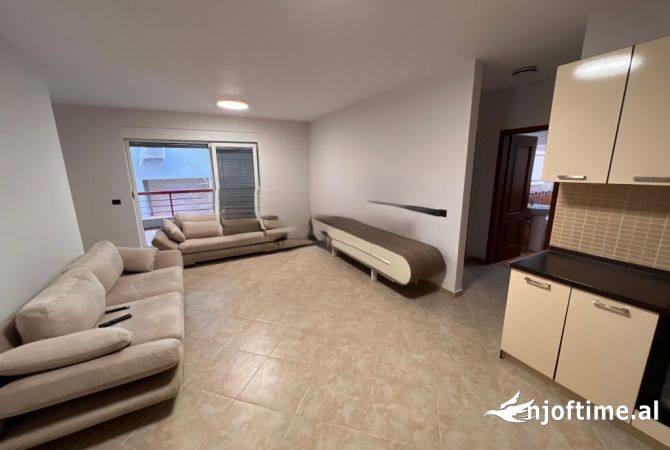 Shtepi ne shitje 3+1 ne Tirane - 245,000 Euro