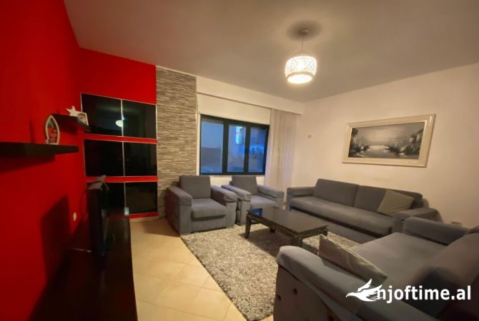 Shtepi ne shitje 1+1 ne Tirane - 120,000 Euro