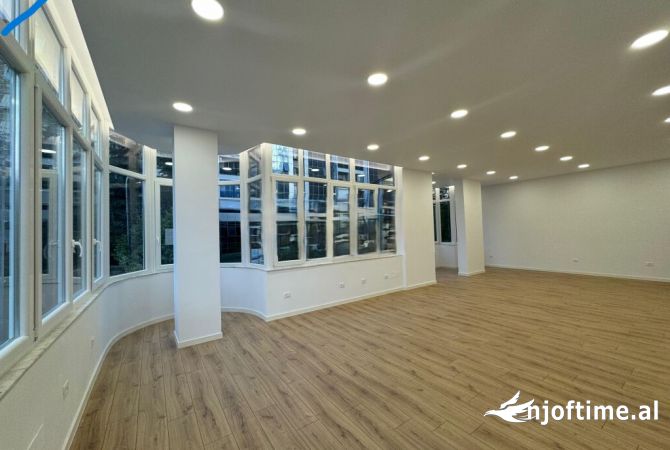 Ambient biznesi ne shitje 3+1 ne Tirane - 225,000 Euro