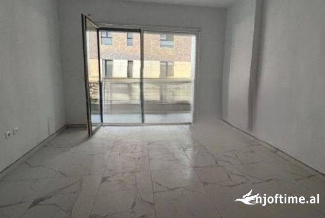 Shtepi ne shitje 2+1 ne Tirane - 90,000 Euro