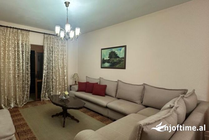 Shtepi me qera 1+1 ne Tirane - 550 Euro