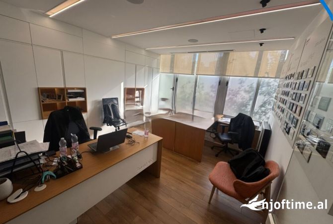 Ambient biznesi me qera 1+1 ne Tirane - 1,100 Euro