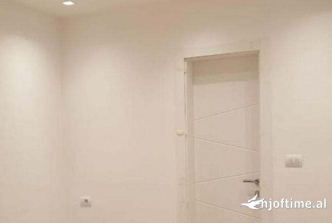 Shtepi ne shitje 2+1 ne Tirane - 112,000 Euro