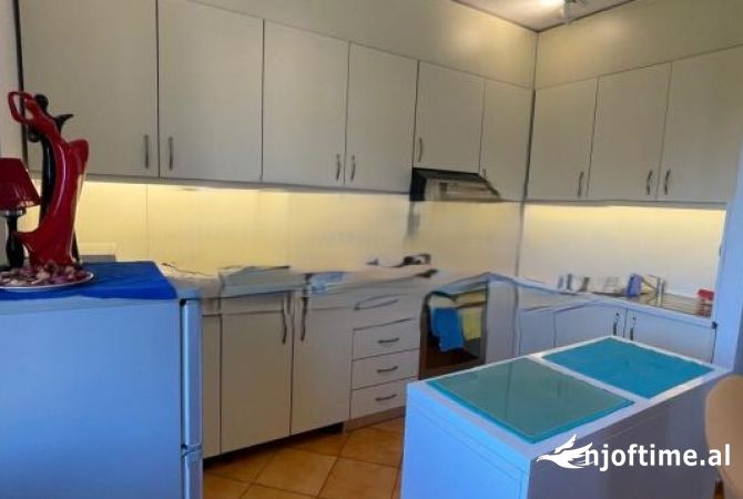 Shtepi me qera 1+1 ne Tirane - 450 Euro
