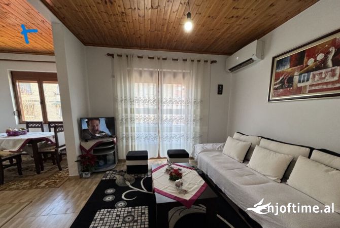 Shtepi me qera 2+1 ne Tirane - 450 Euro