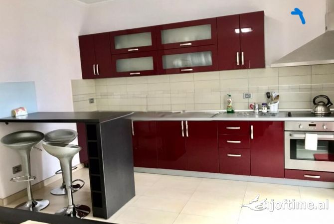 Shtepi me qera 1+1 ne Tirane - 650 Euro