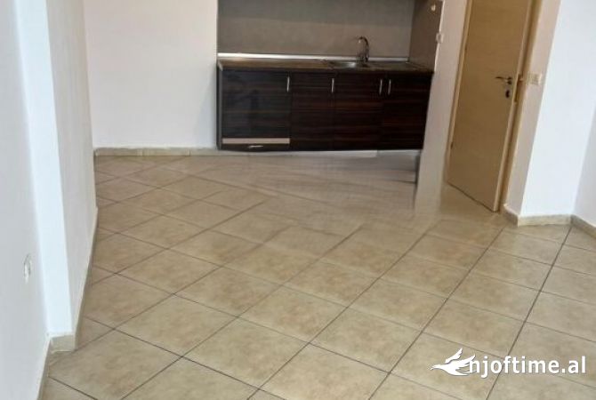 Shtepi me qera 1+1 ne Tirane - 320 Euro