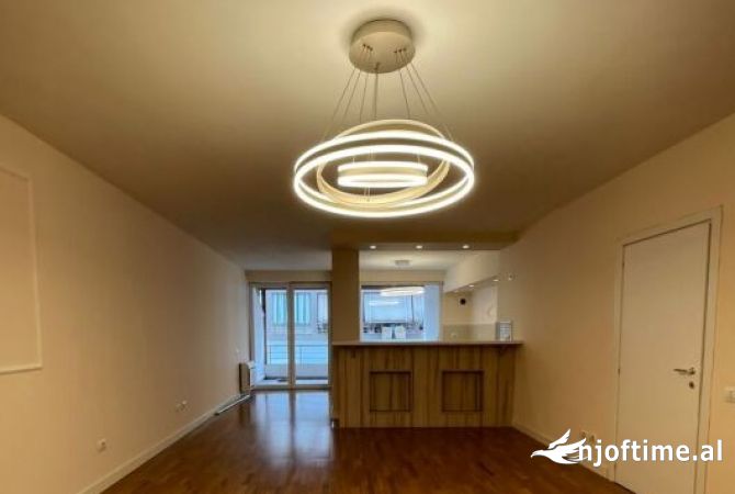 Ambient biznesi me qera 1+1 ne Tirane - 950 Euro