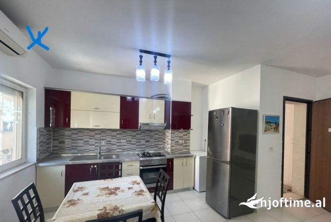 Shtepi me qera 2+1 ne Tirane - 550 Euro