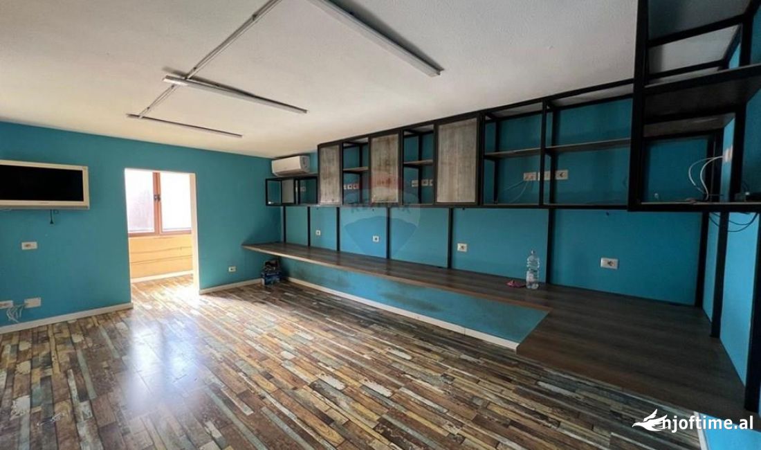 Apartment for rent in Tirana 1+1, In Part