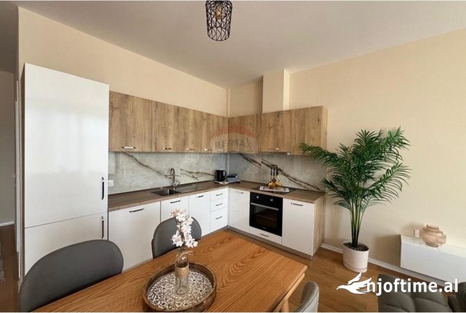 Shtepi ne shitje 1+1 ne Tirane - 140,000 Euro