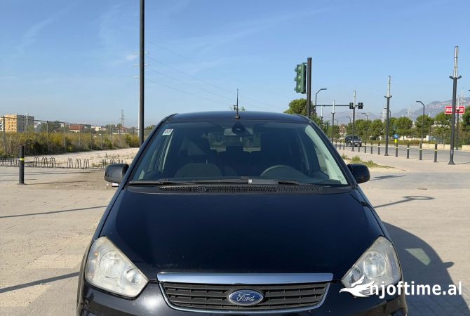 Makina ne shitje ne Tirane - 2,800 Euro
