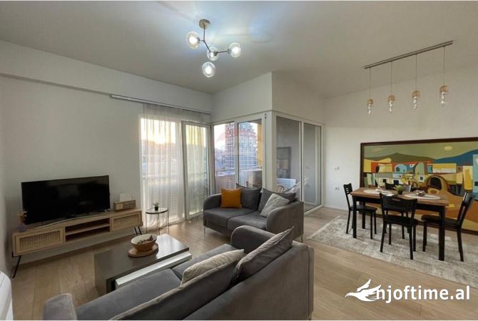 Shtepi me qera Apartament ne Tirane, 2+1, Mobilimi E mobiluar, Pagesa 1,400  Euro.