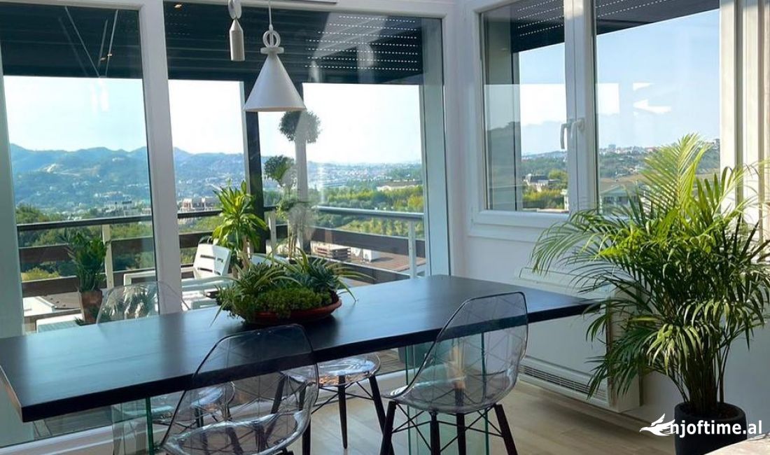 Shtepi ne shitje Apartament ne Tirane, 2+1, Mobilimi E mobiluar, Pagesa 420,000  Euro.