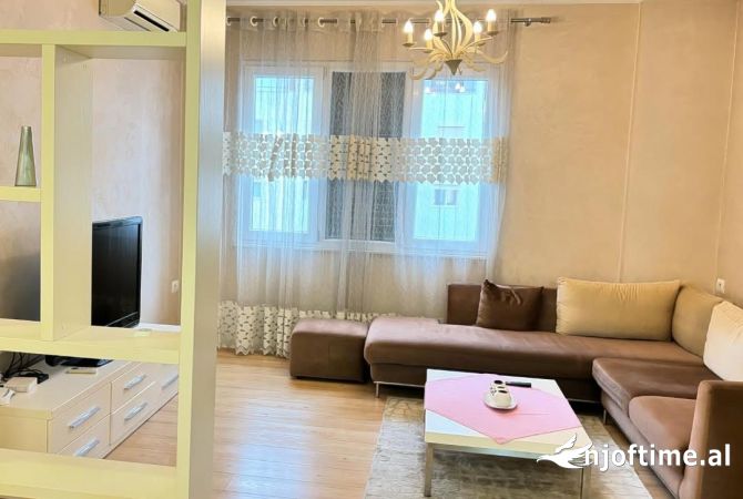 Shtepi me qera 2+1 ne Tirane - 500 Euro
