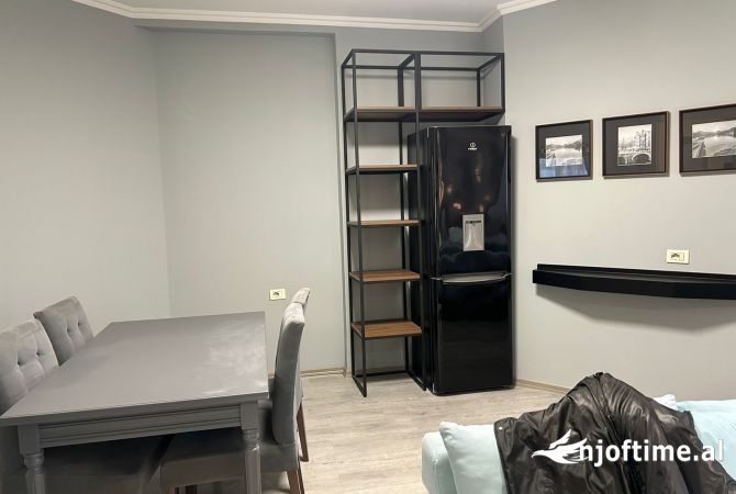 Shtepi me qera 2+1 ne Tirane - 650 Euro