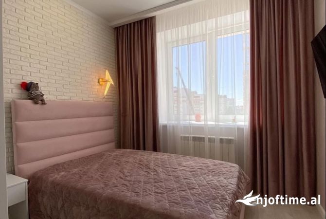 Shtepi me qera 2+1 ne Tirane - 650 Euro