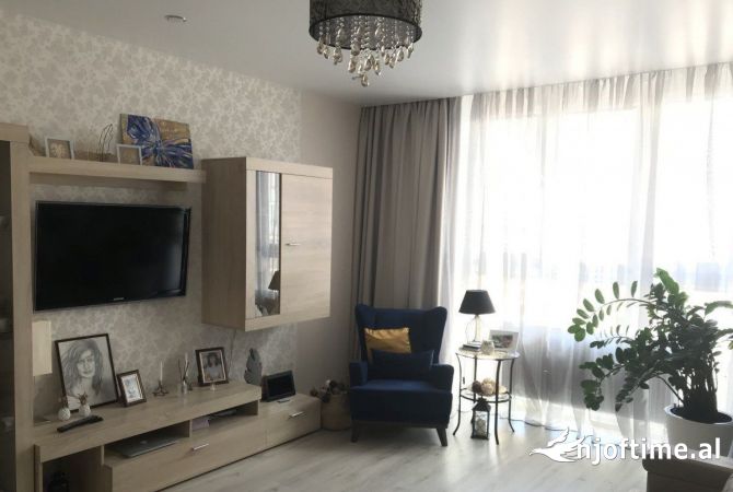 Shtepi me qera 2+1 ne Tirane - 650 Euro