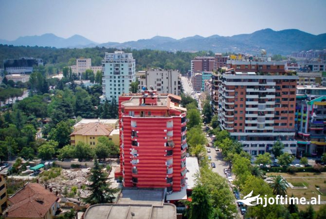 Ambient biznesi ne shitje 3+1 ne Tirane - 780,000 Euro