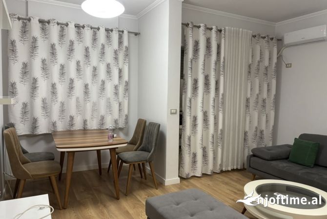 Shtepi me qera 2+1 ne Tirane - 700 Euro