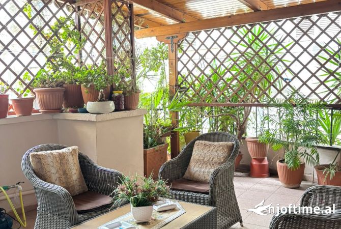 Shtepi me qera 2+1 ne Tirane - 700 Euro
