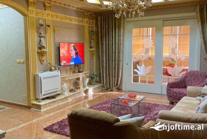 Shtepi ne shitje 3+1 ne Tirane - 240,000 Euro