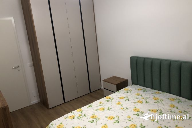 Shtepi me qera Apartament ne Tirane, 1+1, Mobilimi E mobiluar, Pagesa 500  Euro.