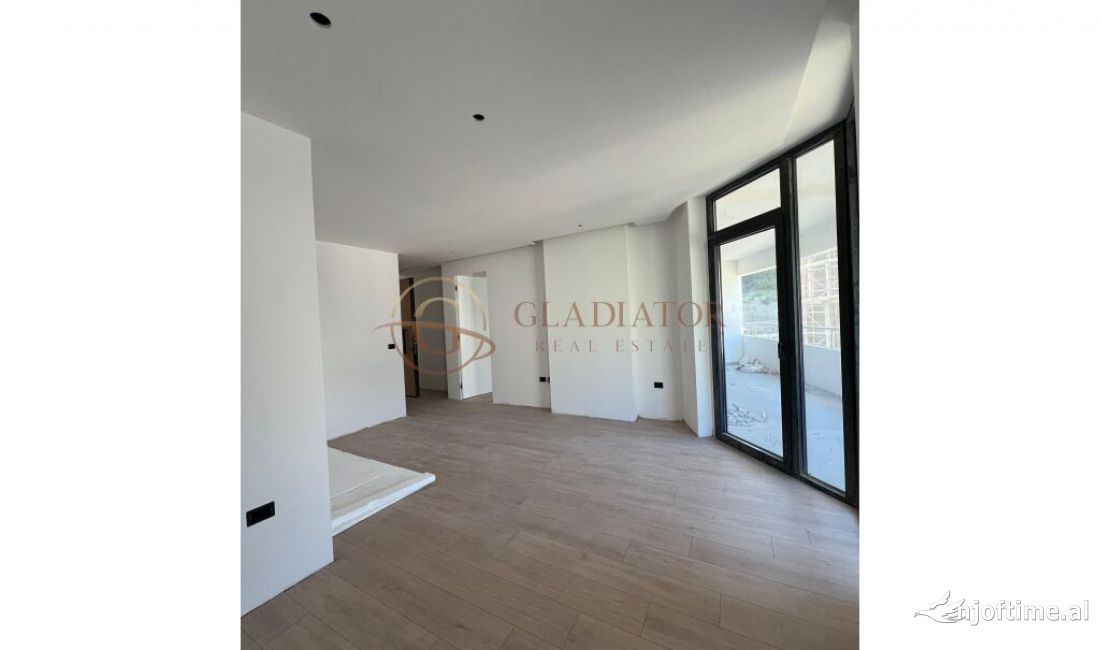 Shtepi ne shitje Apartament ne Durres, 1+1, Mobilimi Bosh, pa mobiluar, Pagesa 138,100  Euro.