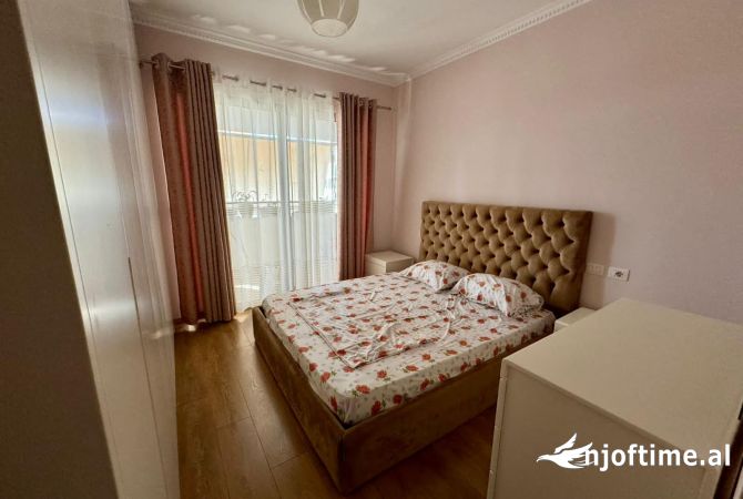Shtepi me qera 2+1 ne Tirane - 55,000 Leke